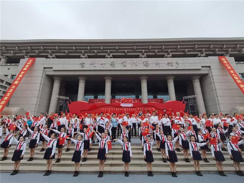 管理层变动很频繁,这是什么原因造成的?_南方人物周刊问答频道_中国领先的问答平台
